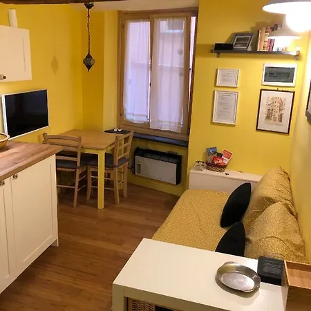 Apartment Casetta Dello Zucchero Citra 010025-lt-1250 Genoa
